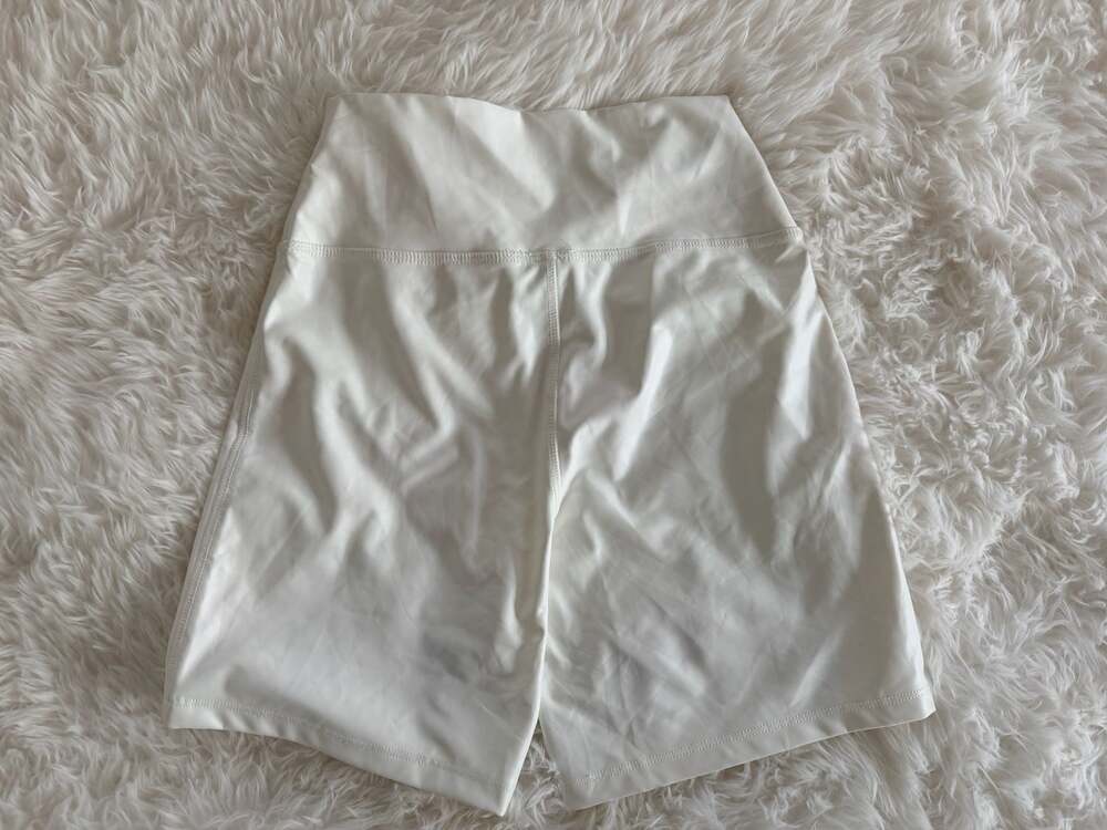 LA Society SB013 Faux Leather Biker Shorts White Size M